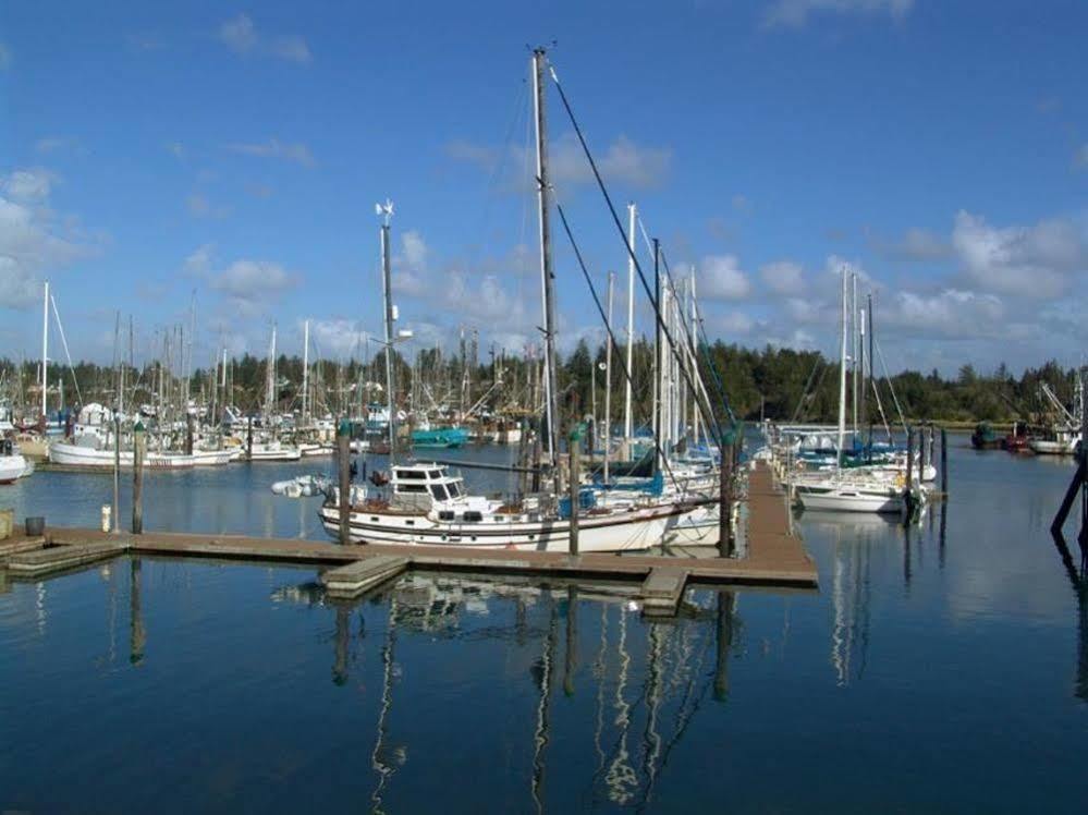 Best Western Holiday Hotel Coos Bay Exterior foto